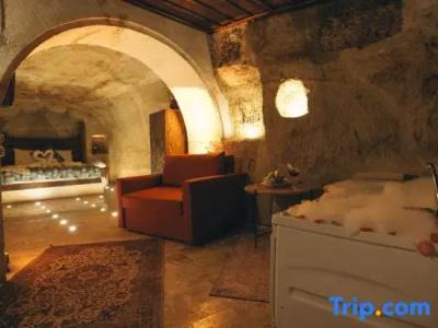 Tale Cave In - 156