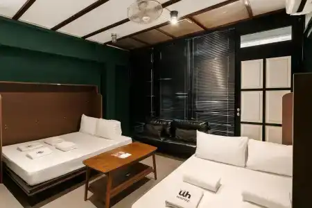 Wink Capsule Hostel @ Chinatown (SG Clean) - 25