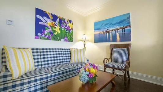Inn at Pelican Bay - 65