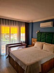 Ekin Göcek - 5