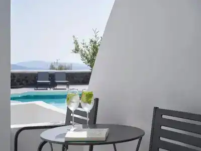 Mr and Mrs White Santorini - 83