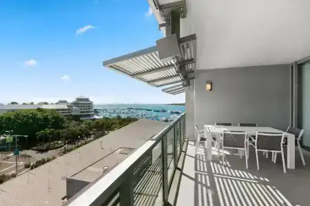 Cairns Private - 143