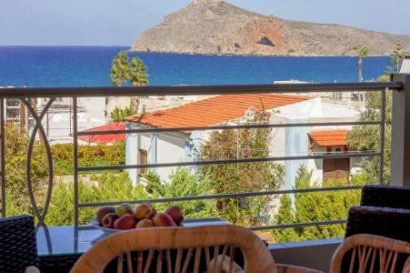 Stamatakis Boutique Studios - 135