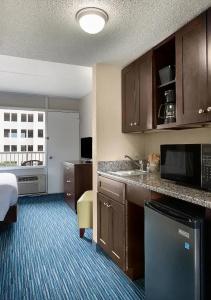 Breakers Resort - 256