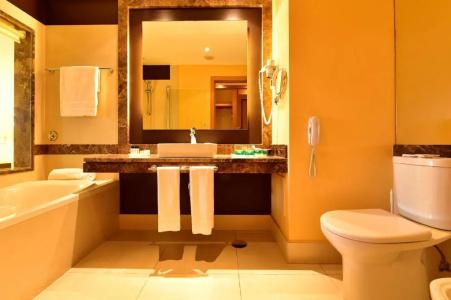 Pestana Promenade Ocean Resort - 36