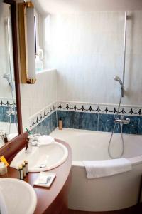 Le Diana hôTel & Spa Nuxe - 9