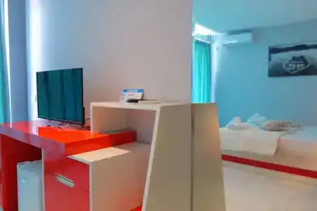 Oceanic Overview Suites - 50