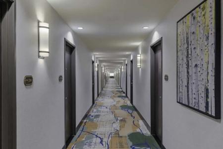DoubleTree by Hilton - 11
