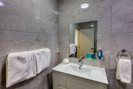 Ramada by Wyndham, City Center - 36