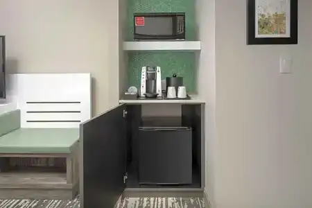 Hilton Garden Inn Miami Brickell South - 59