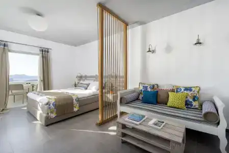 Caldera's Dolphin Suites - 4