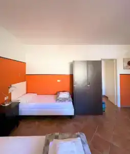 Emerald Palace Hostel - 61