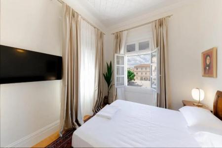 Castellano & Suites - 99