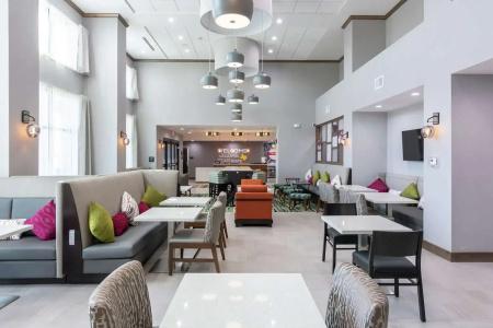 Hampton Inn & Suites Dallas East - 16