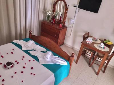 Estia Vasilis Manoli - 23