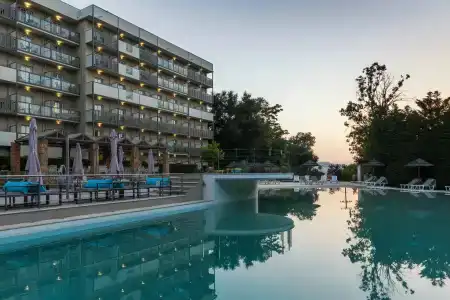 Ariti Grand - 21