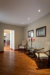 Hnn Luxury Suites - 14
