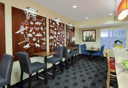 TownePlace Suites San Jose Cupertino - 12