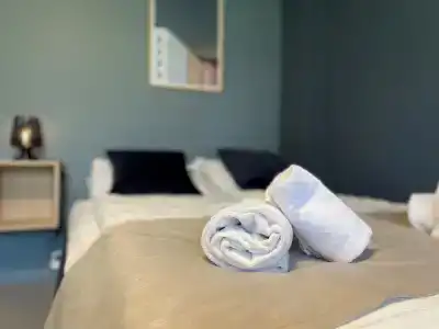 Emma Gjestehus - 0