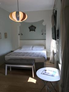 Rarity Suites - 125