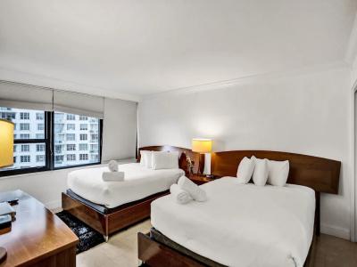 The Alexander All Suites - 589