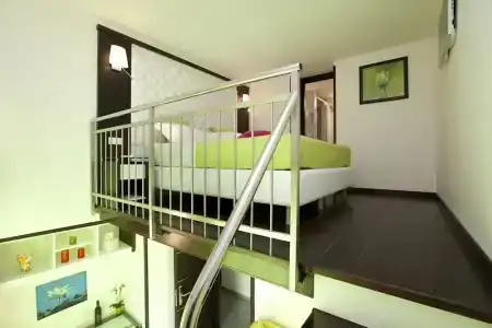 Sorrento Flats - 67