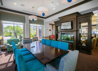 Hilton Garden Inn - 18