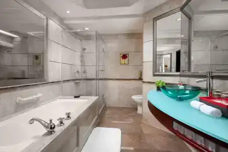 Crowne Plaza Shanghai Nanjing Road, An Ihg - 28
