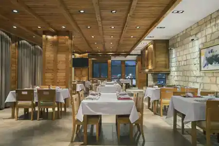 Four Points by Sheraton Kolasin - 27