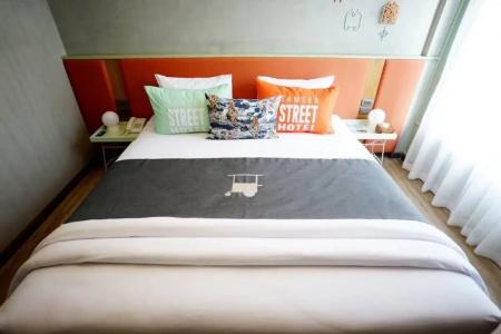 Samsen Street - Sha Extra Plus - 38