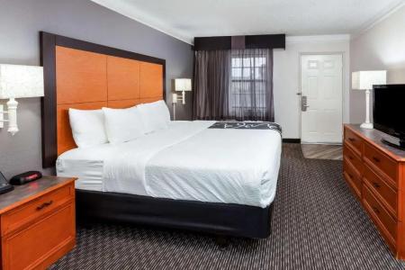 La Quinta Inn by Wyndham I-35 - 20