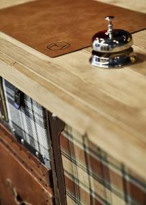 The Modernist - 40