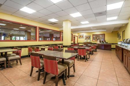 Comfort Inn Maingate - 19