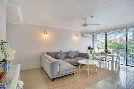 Pacific Broadbeach - 77