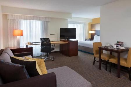 Cambridge Suites - 37