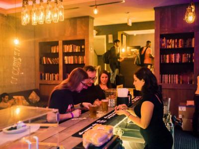 Beds n' Drinks - 16
