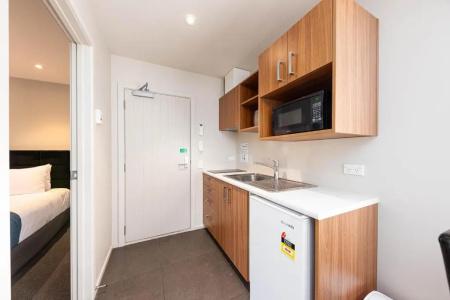 315 Riccarton - 64