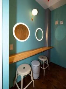 Hostel bedgasm - 3