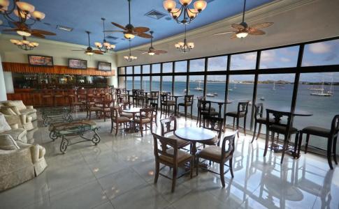 Simpson Bay Marina & Spa - 32