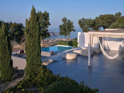 Santorini Heights - 24