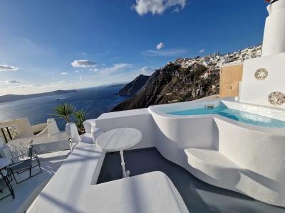 Trieris Villa & Suites - 75