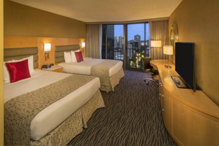 Warwick Seattle - 2