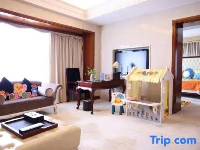 Nanjing Grand - 153