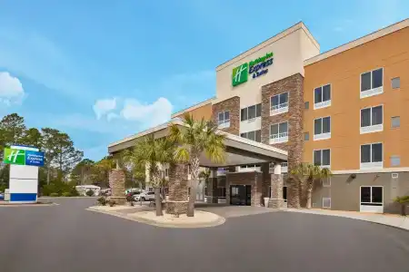 Holiday Inn Express & Suites - Oak Island Area, an IHG - 21