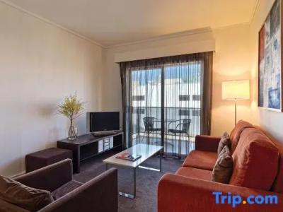 Adina Apartment Barrack Plaza - 77