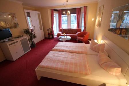 Im Schwedischen Hof - 39