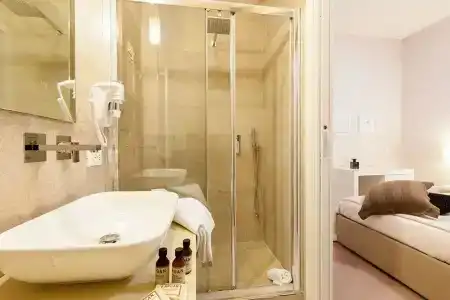 b&b Blanc - 5