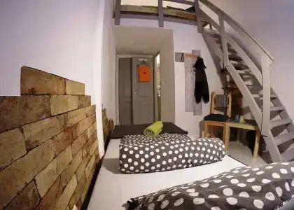Friends Hostel & - 15