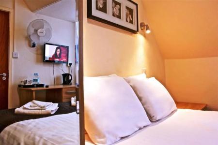 Oyo Central Golders Green - 55