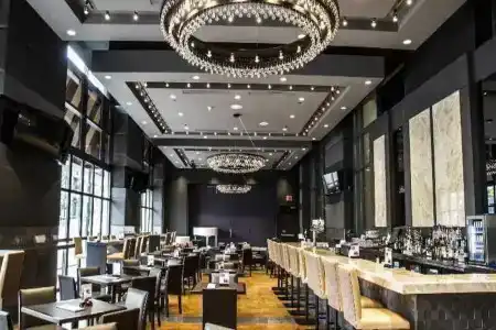 Hilton/ Fallsview and Suites - 23